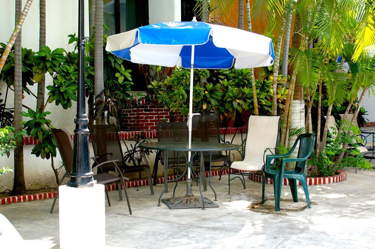 Hotel Costa Brava Manzanillo Bagian luar foto